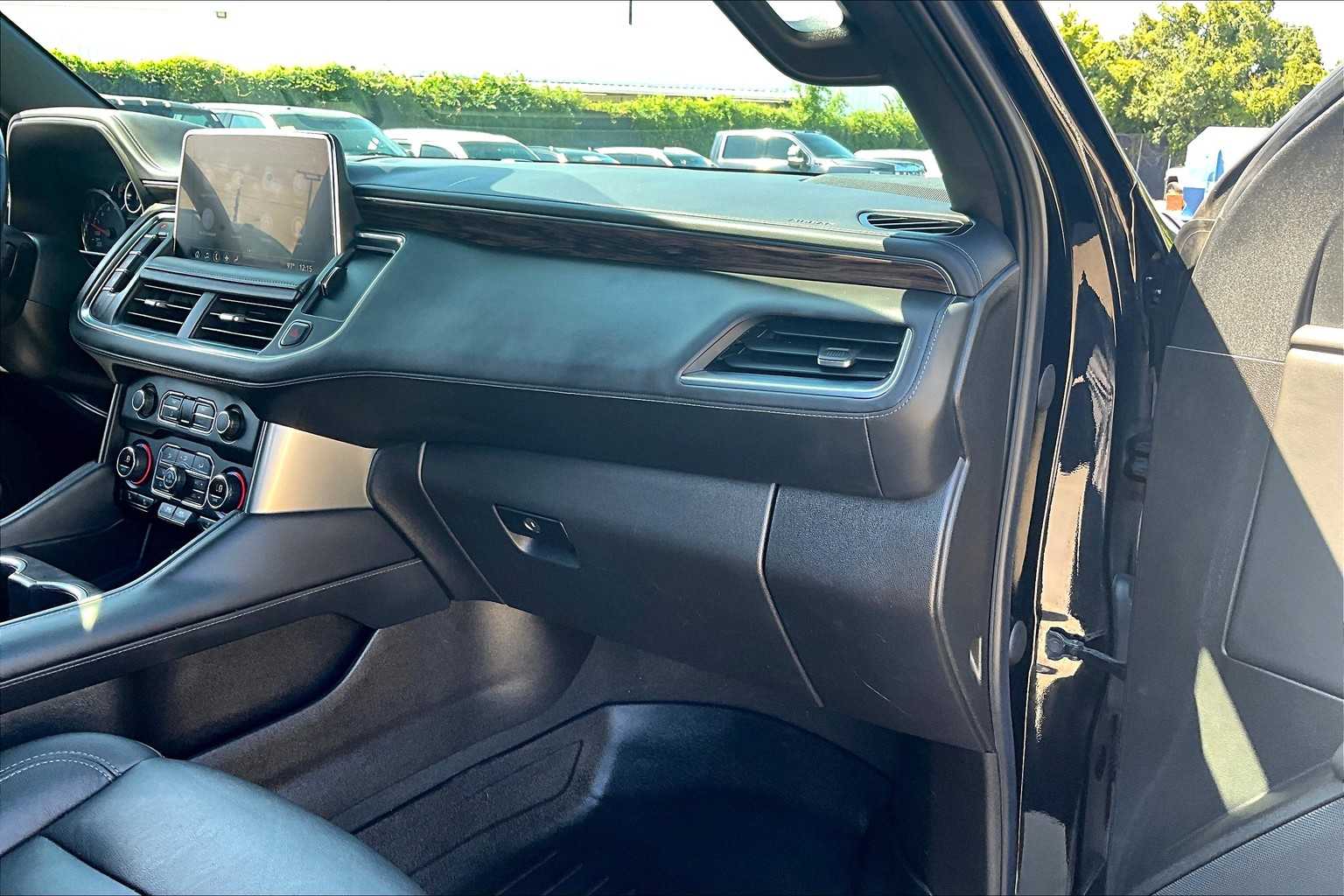 2021 Chevrolet Tahoe LT photo 15