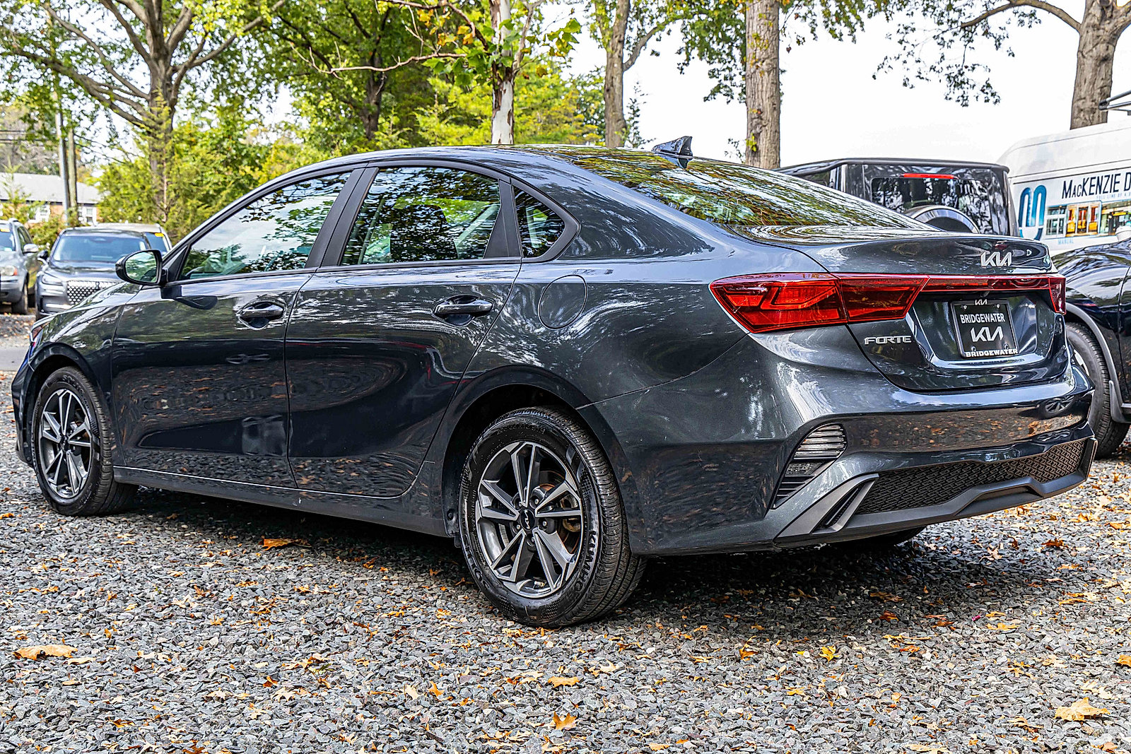 2023 Kia Forte LXS photo 4