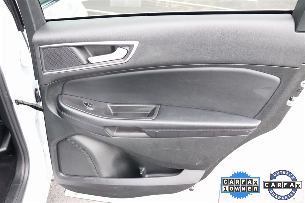 2023 Ford Edge SEL photo 15