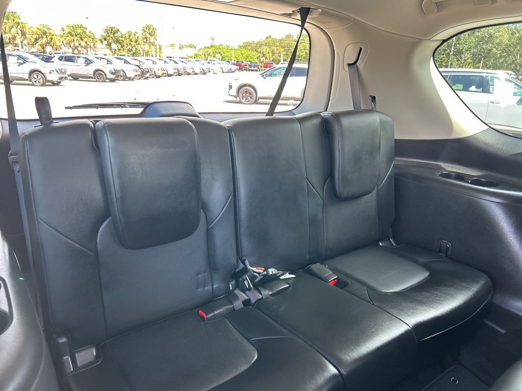 2022 Nissan Armada SL photo 43