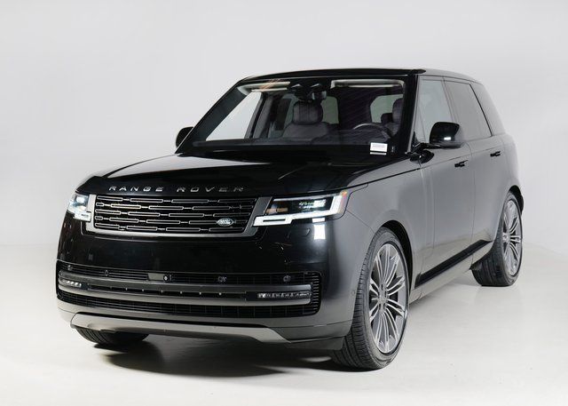 2023 Land Rover Range Rover P530 SE