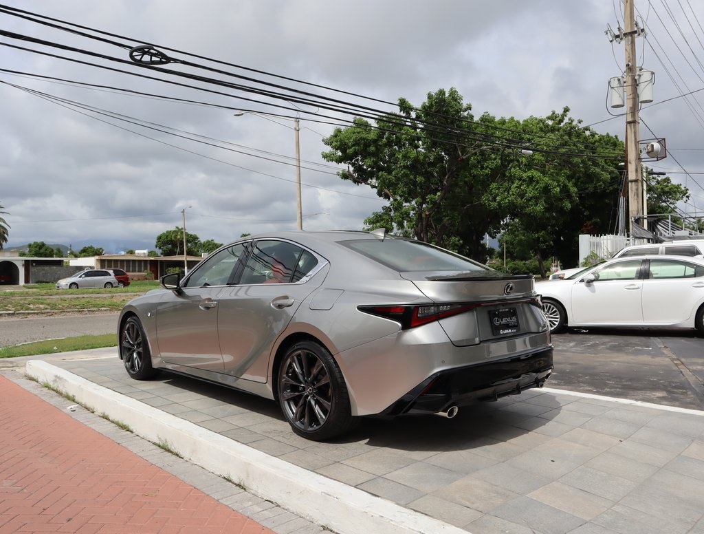 2025 Lexus IS 300 F SPORT photo 7