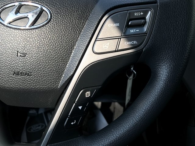 2016 Hyundai Santa Fe Sport Base photo 6