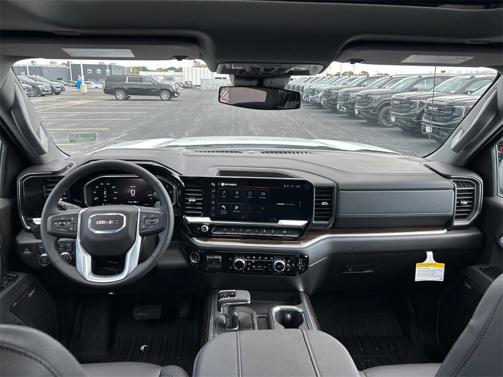 2026 GMC SIERRA - Image 29