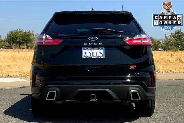 2022 Ford Edge ST photo 3