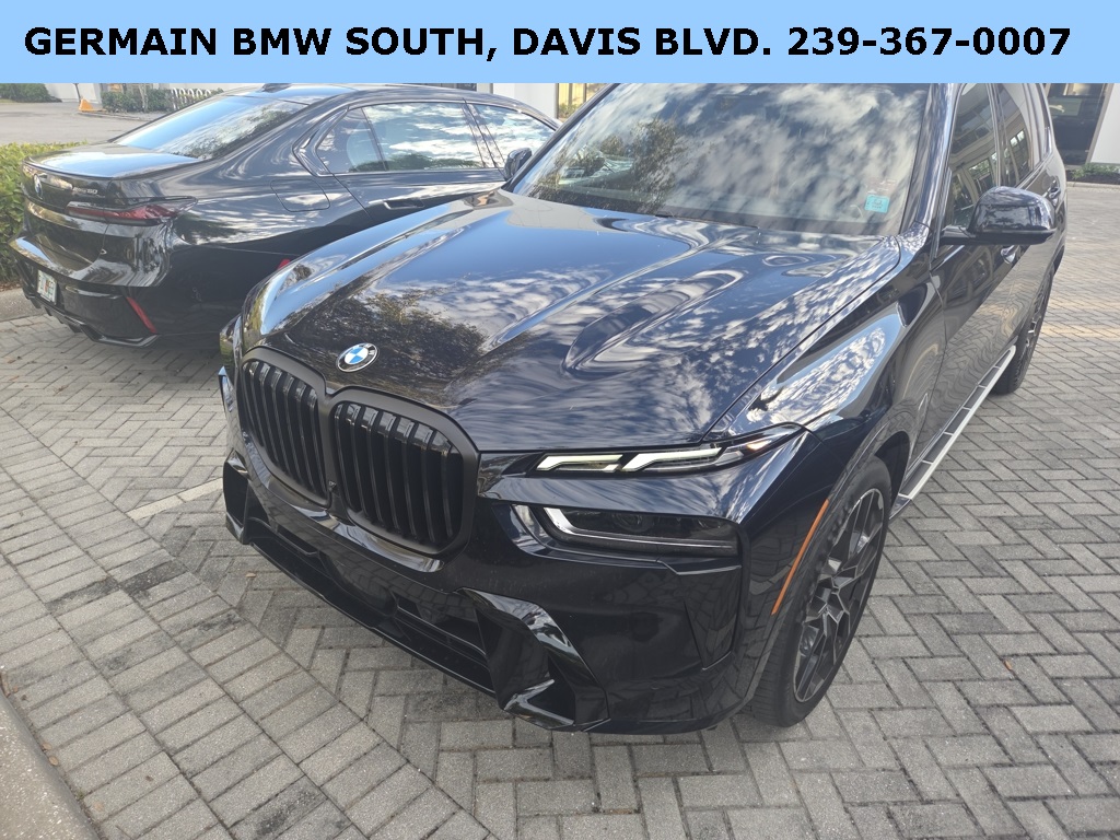 2024 BMW X7 40i's photo