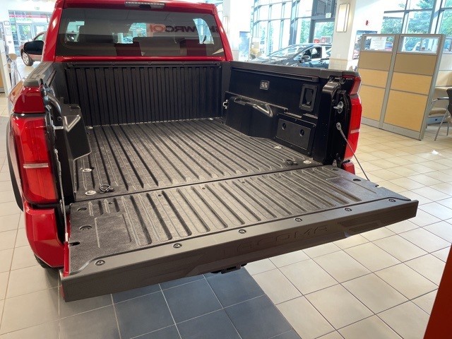 2025 Toyota Tacoma TRD Off-Road 4x4 Double Cab photo 5