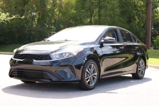 2023 Kia Forte LXS's photo