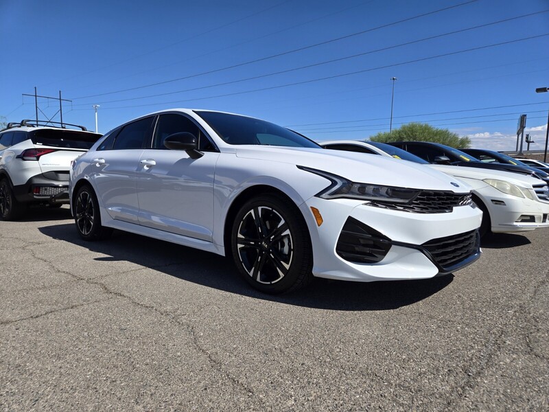 2021 Kia K5 GT-Line photo 2