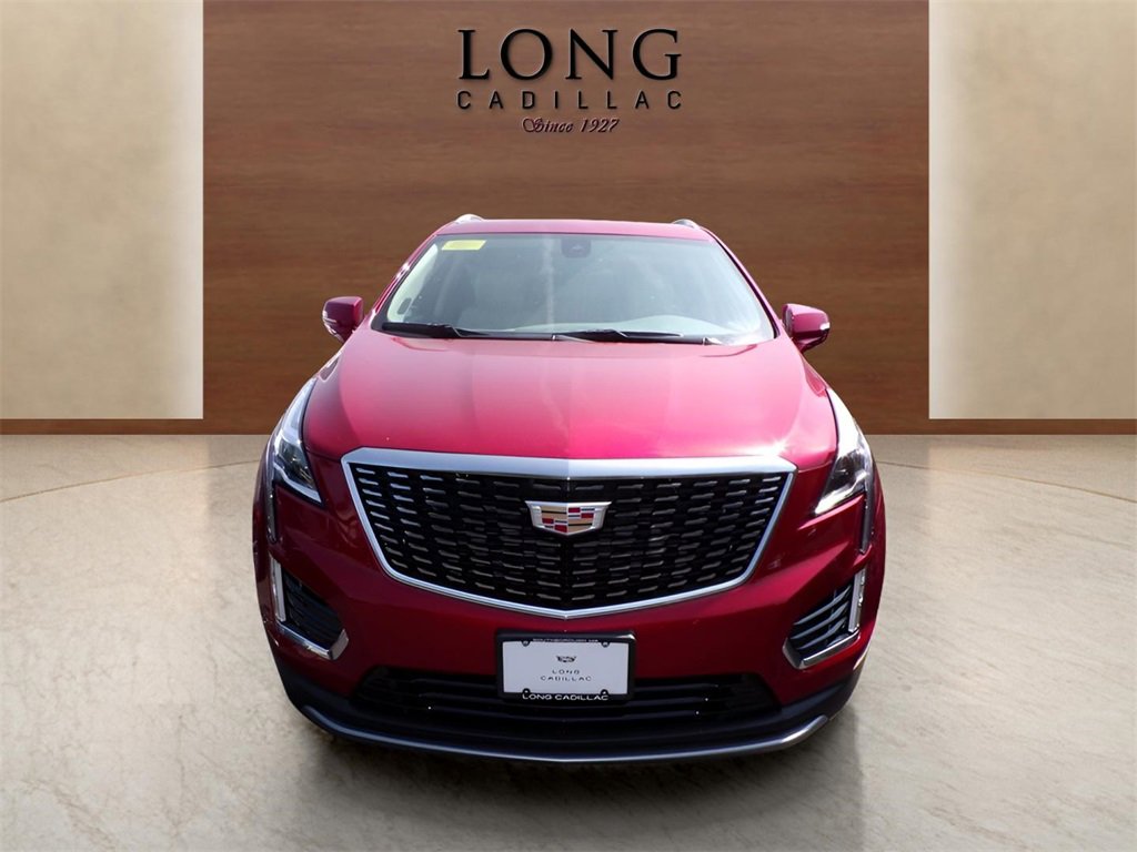 2025 Cadillac XT5 Premium Luxury photo 2