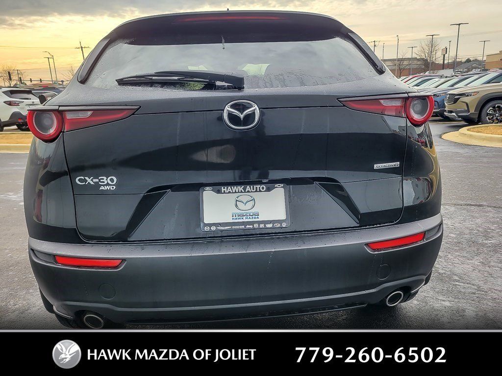 2025 MAZDA CX-30 - Image 4