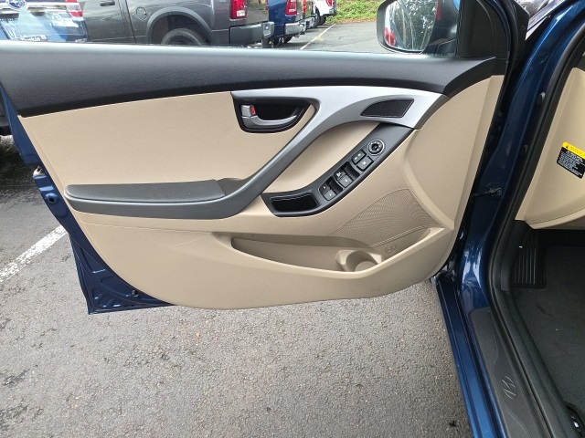 2016 Hyundai Elantra SE photo 6