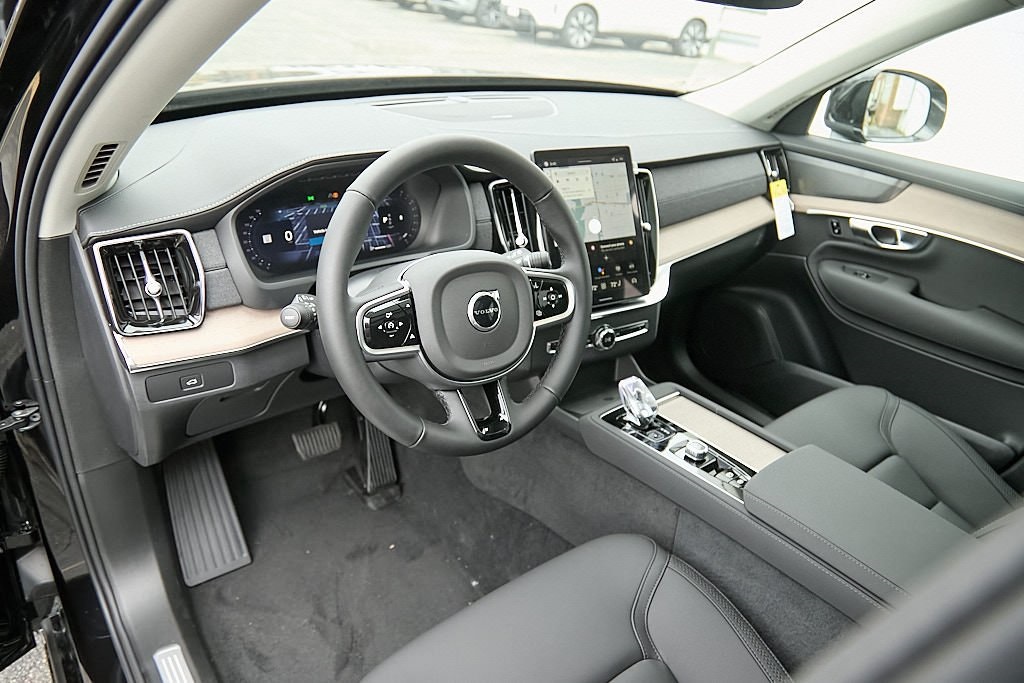 2026 VOLVO XC90 - Image 11