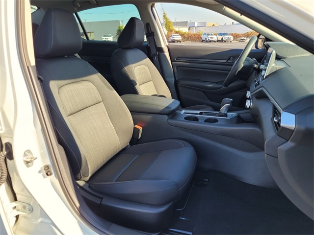 2025 Nissan Altima 2.5 S photo 13