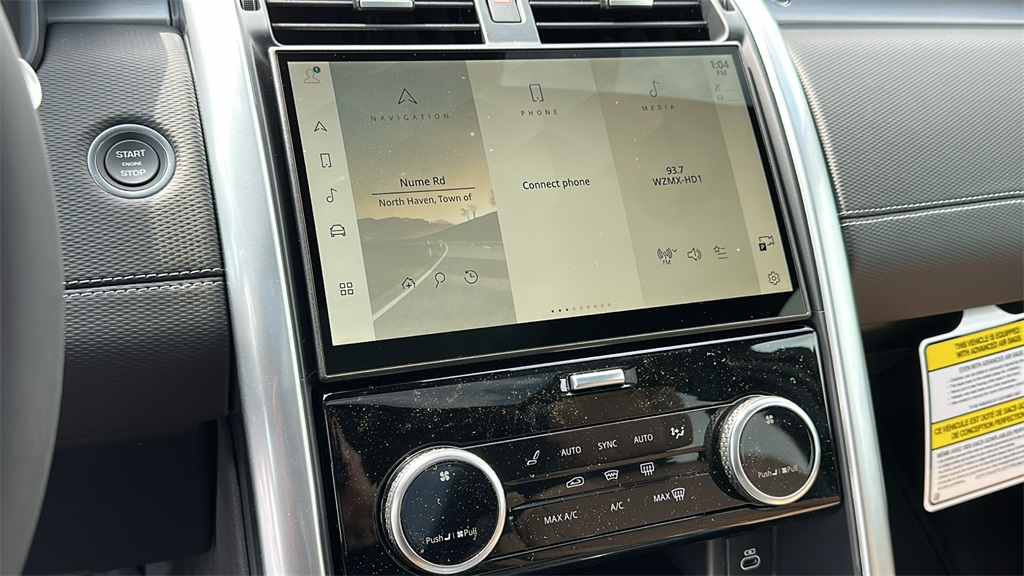 2025 Land Rover Discovery SE photo 17