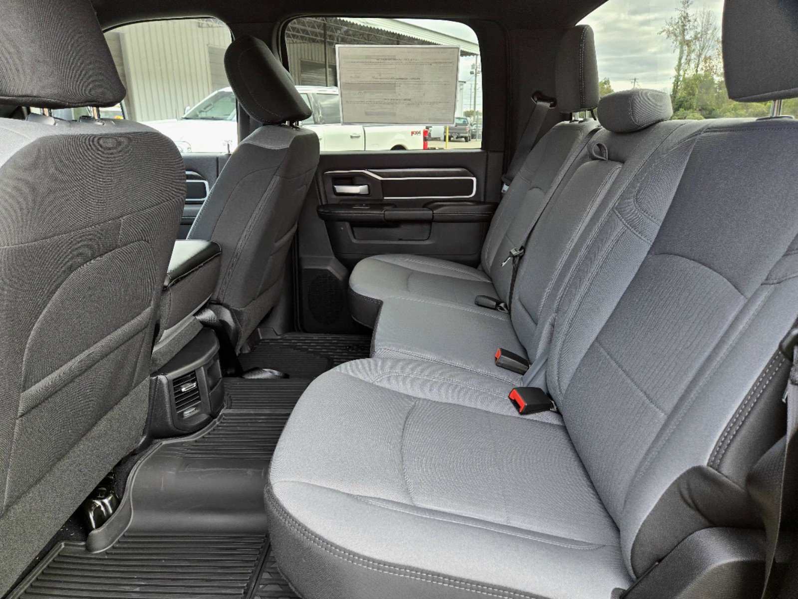 2024 Ram 2500 Big Horn photo 16