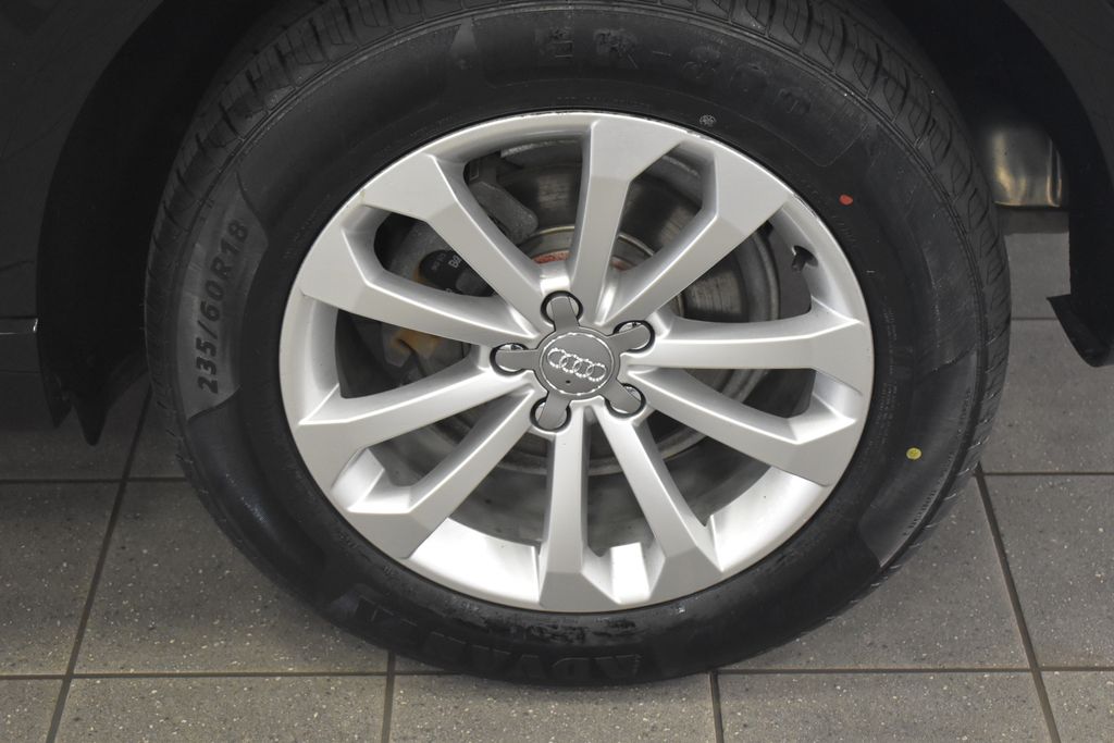2015 Audi Q5 2.0T Premium Plus photo 12