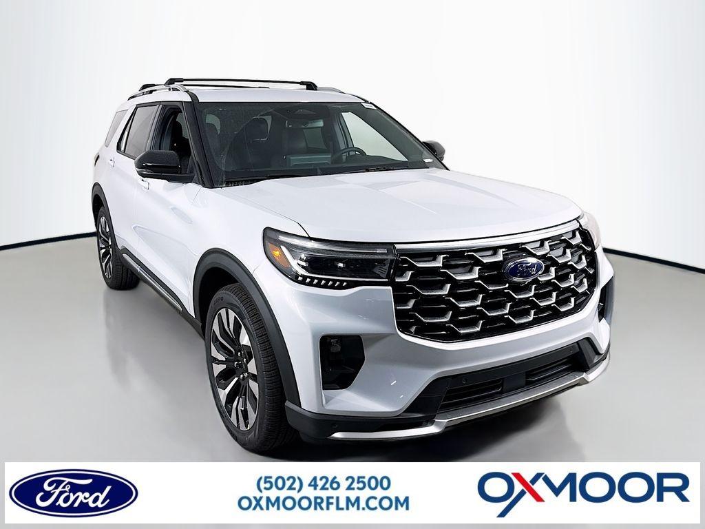 2026 Ford Explorer Platinum's photo