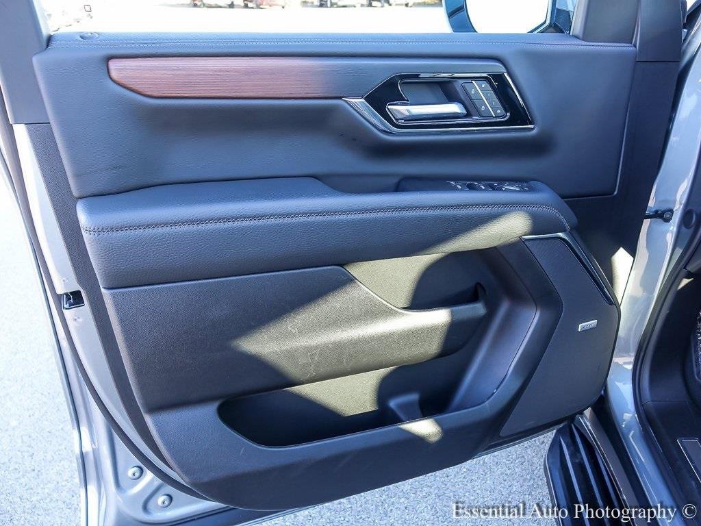 2025 GMC YUKON - Image 23