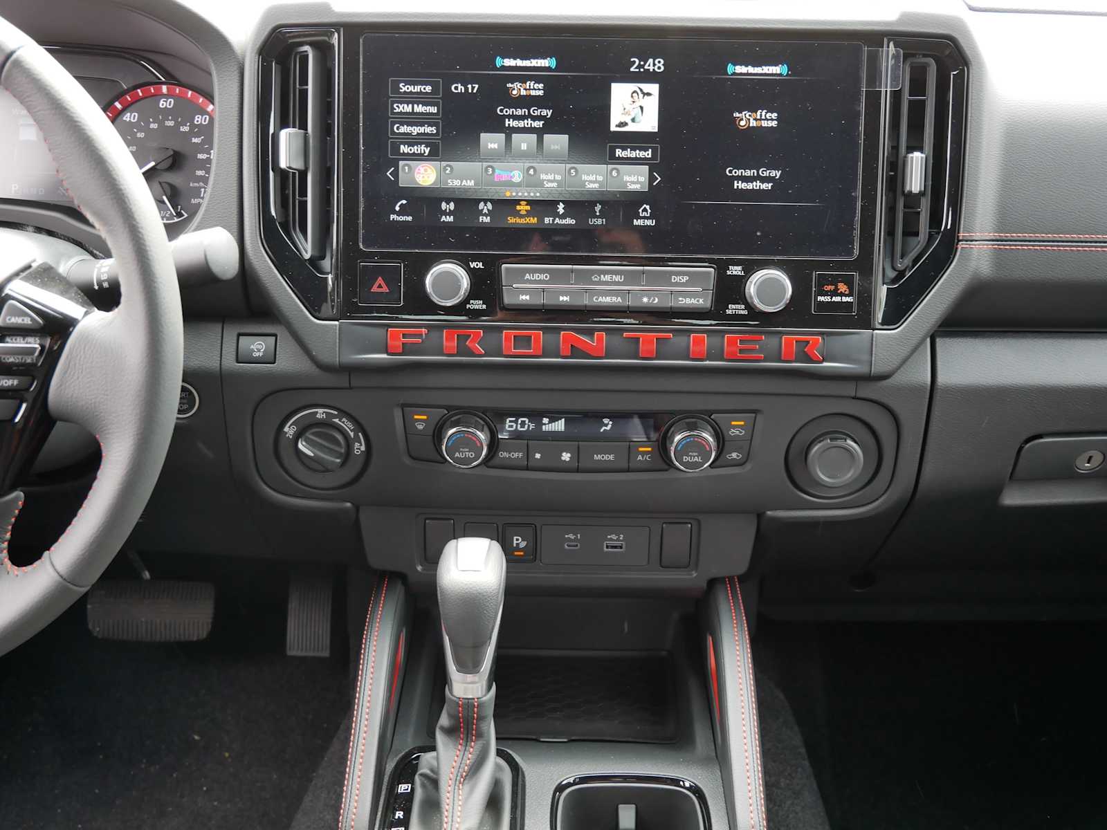 2025 Nissan Frontier PRO-4X photo 12