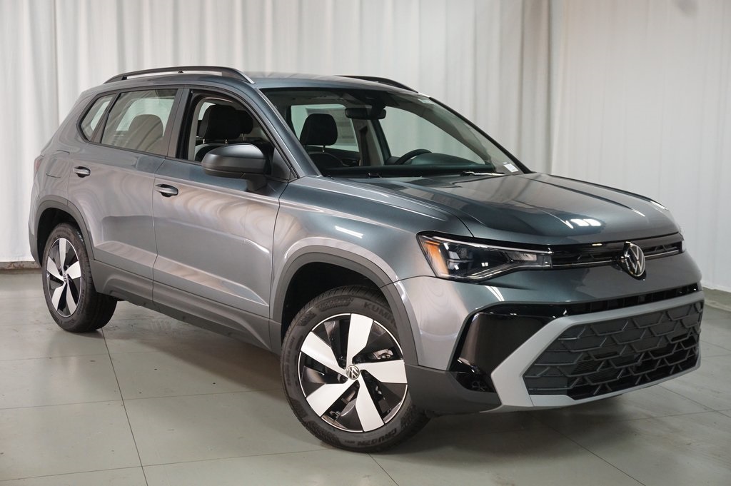 2025 Volkswagen Taos S photo 2