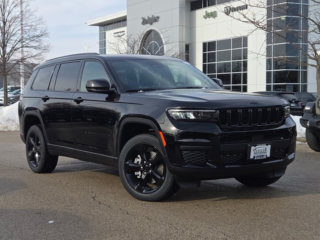 2025 Jeep Grand Cherokee L Altitude's photo