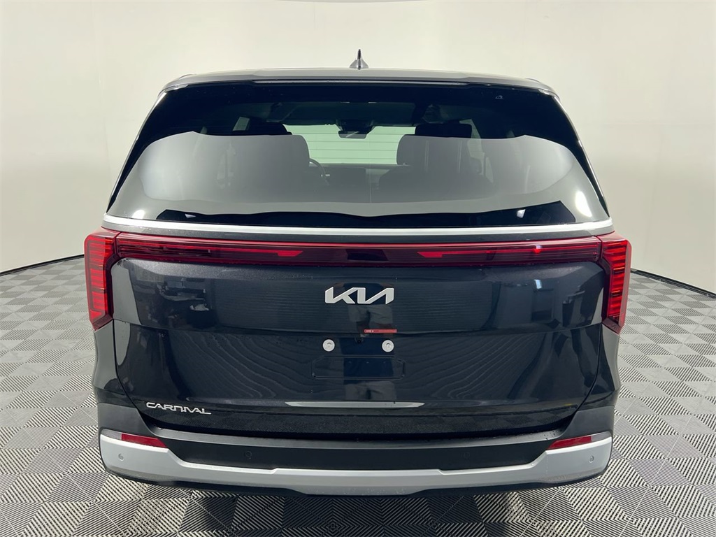 2026 Kia Carnival LX photo 4