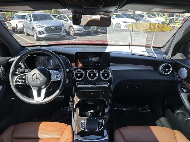 2021 Mercedes Benz GLC 300 4MATIC photo 11