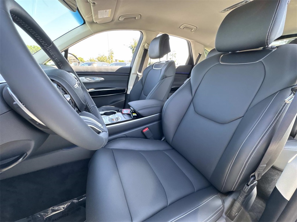 2026 Genesis GV70 2.5T photo 9