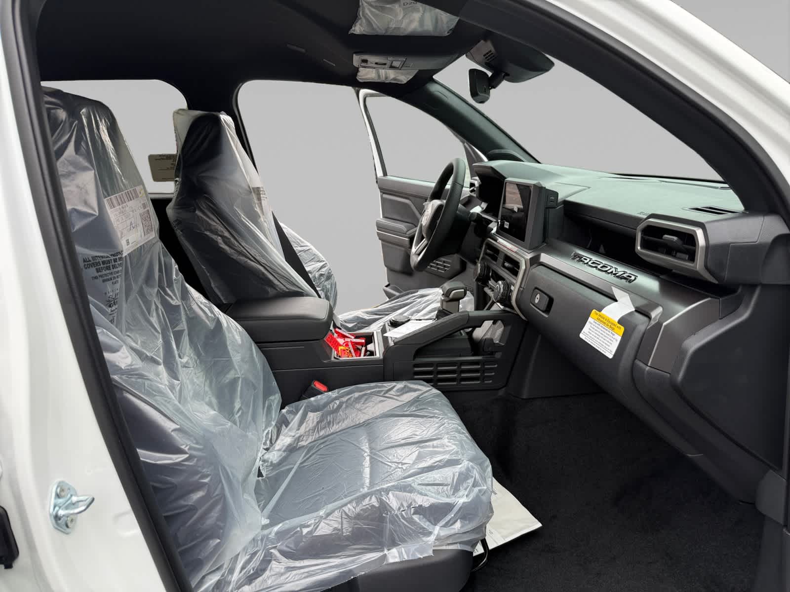 2025 Toyota Tacoma SR5 4x4 Double Cab photo 14