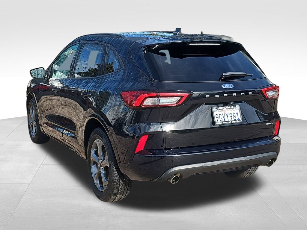 2023 Ford Escape ST-Line photo 3