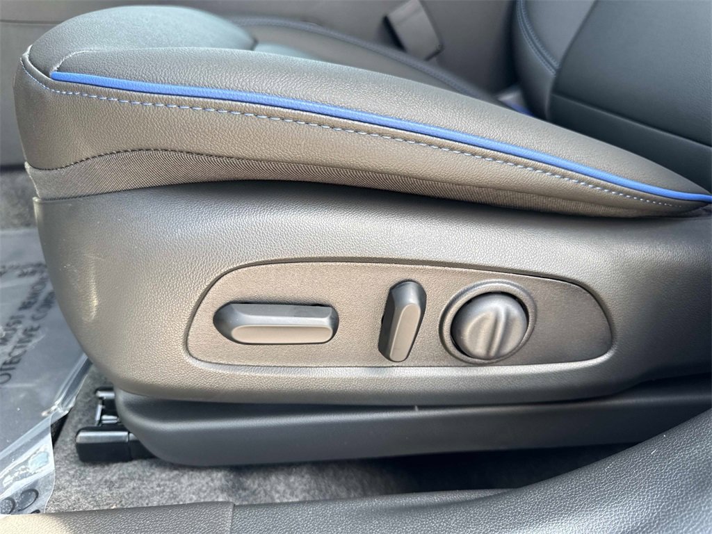 2026 Buick Envista ST photo 12