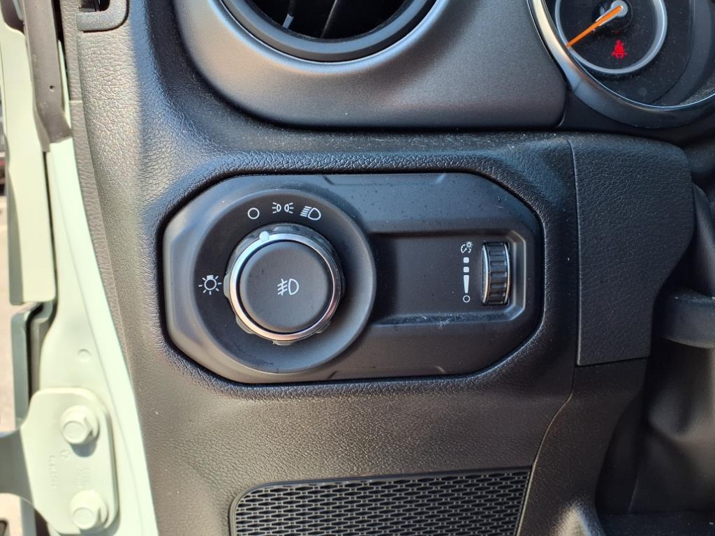 2023 Jeep Wrangler Sport photo 6