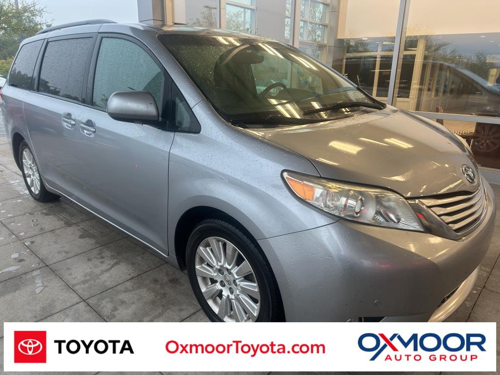 2012 Toyota Sienna