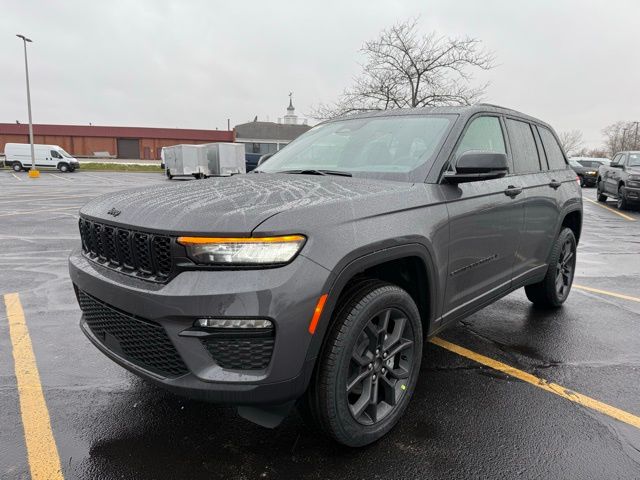 2025 Jeep Grand Cherokee Limited's photo