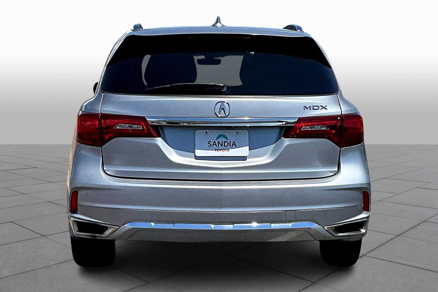 2020 Acura MDX Advance photo 4