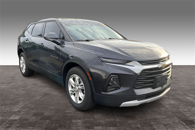 2021 Chevrolet Blazer 2LT photo 2