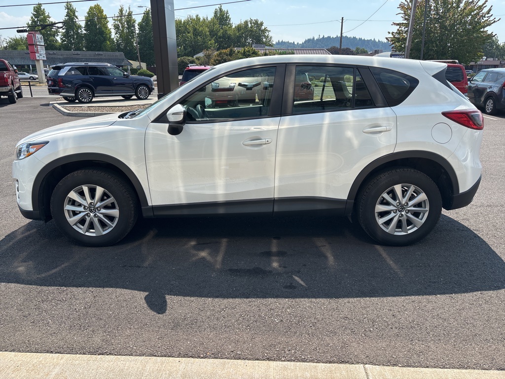 2016 Mazda CX-5 Sport photo 2