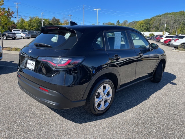 2023 Honda HR-V LX photo 4