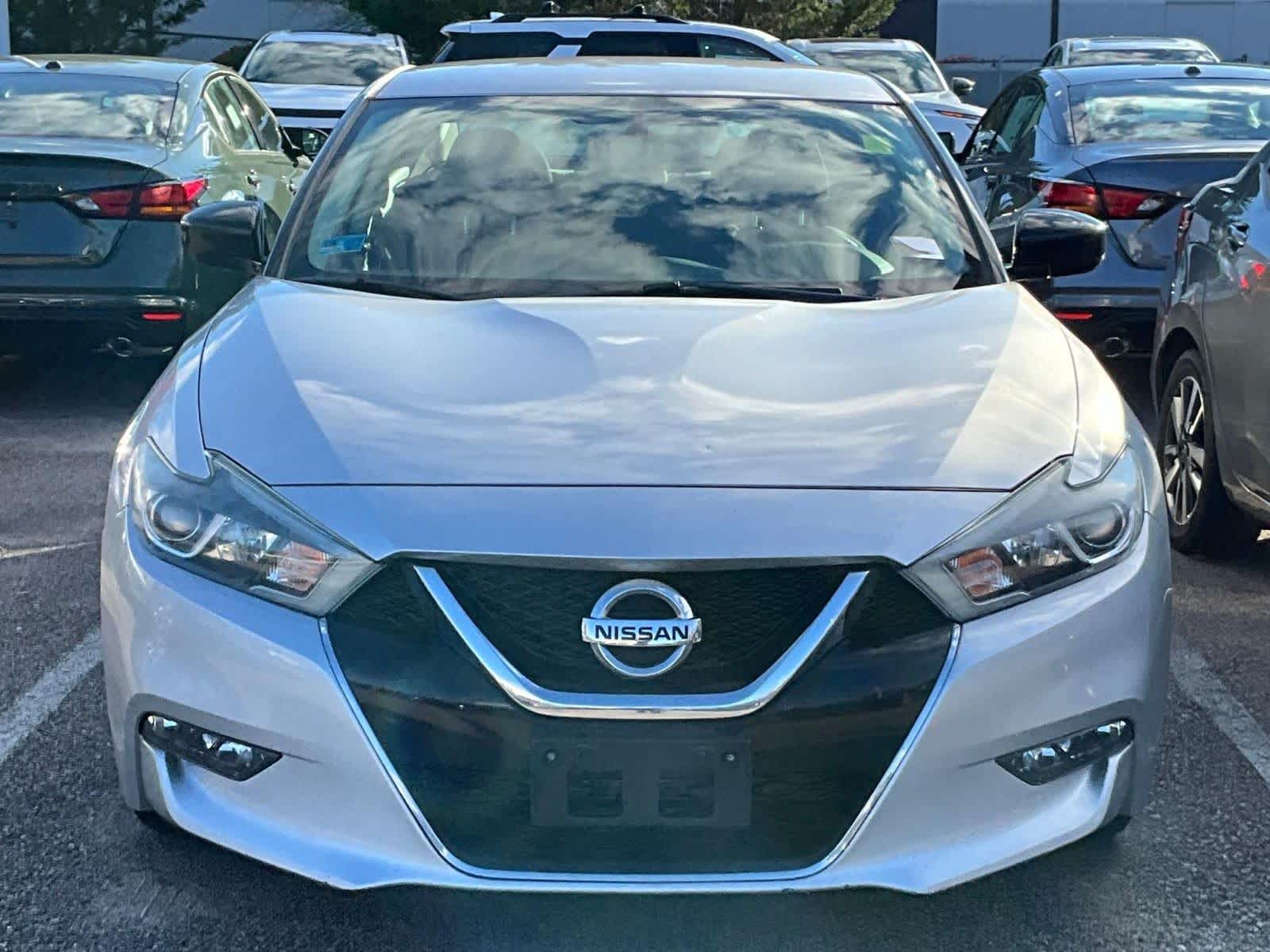 2018 Nissan Maxima S photo 2