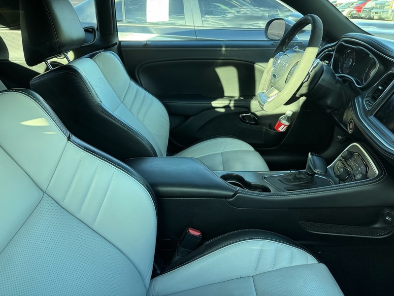 2023 Dodge Challenger SRT8 Hellcat photo 4
