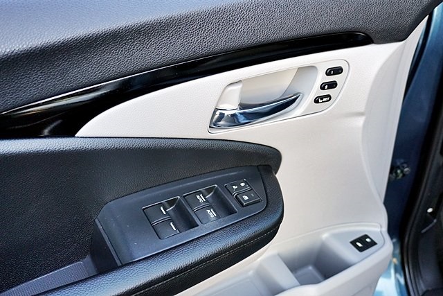 Used 2022 Blue Honda Touring image 26