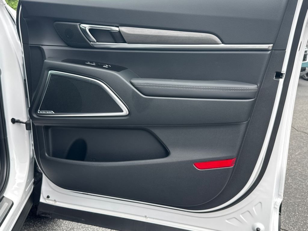 2025 Kia Telluride X-Line photo 14