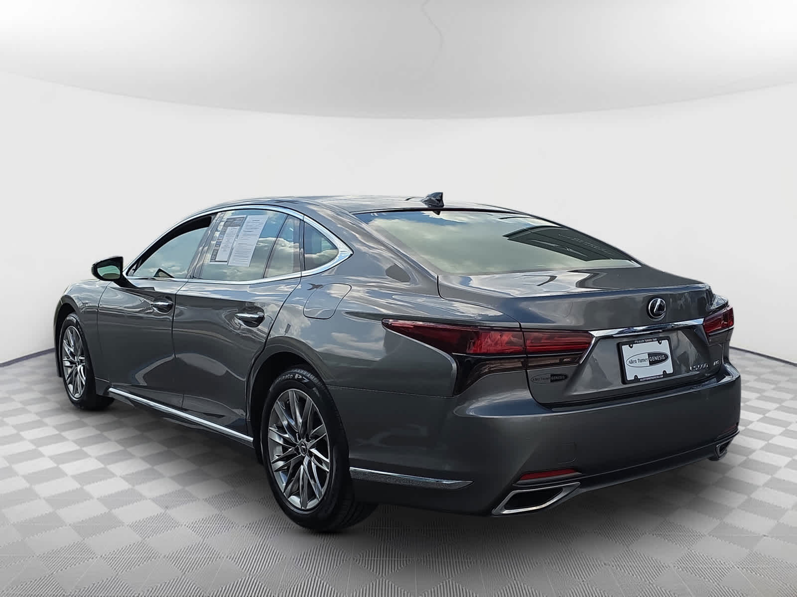 2022 Lexus LS 500 photo 4