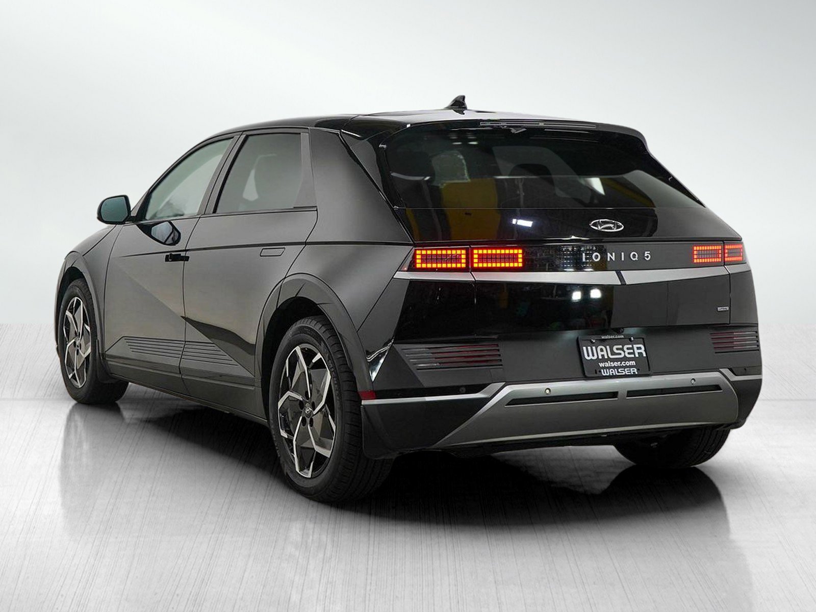 2023 Hyundai Ioniq 5 SEL photo 3