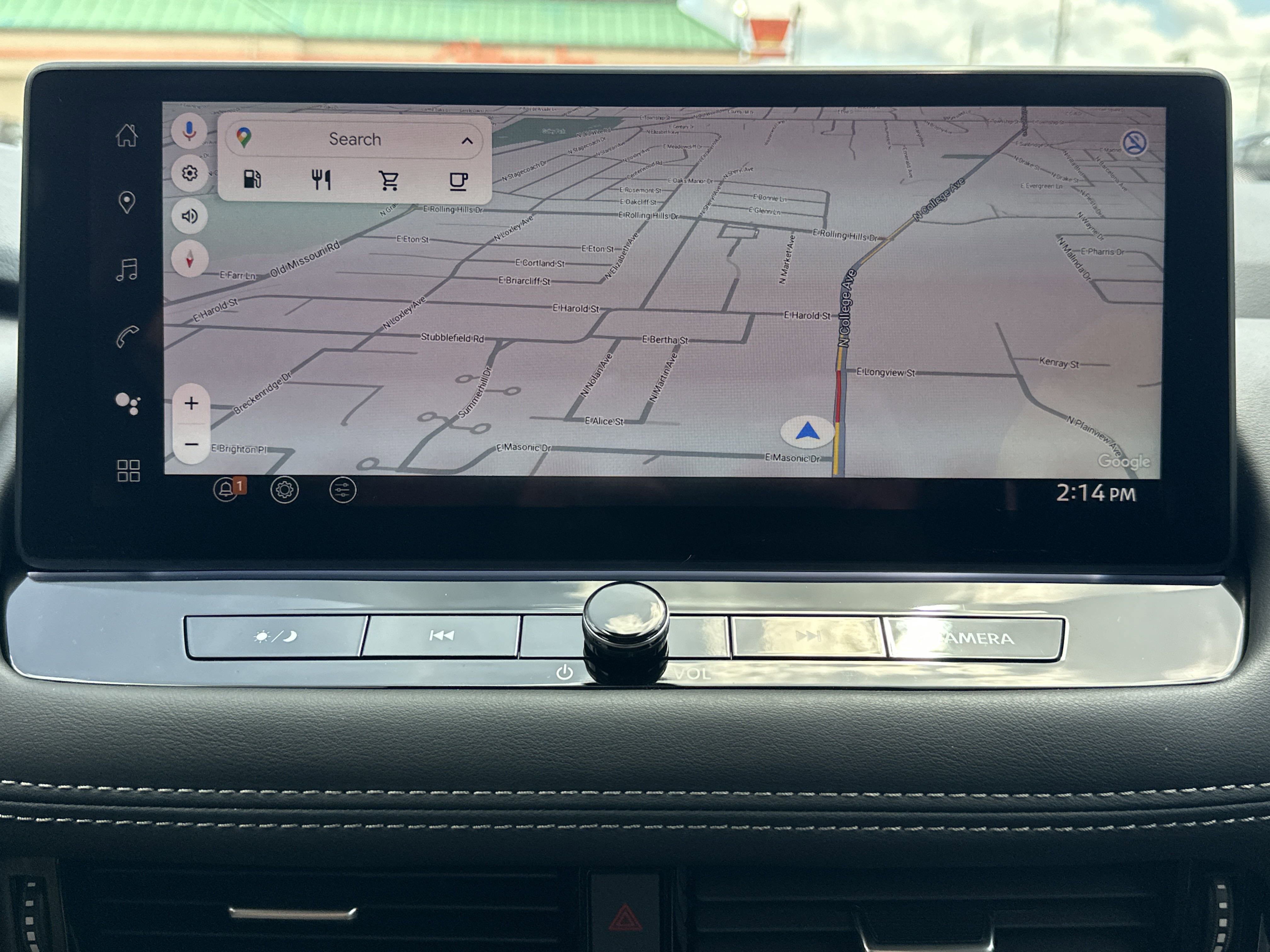 2025 Nissan Rogue Platinum photo 4