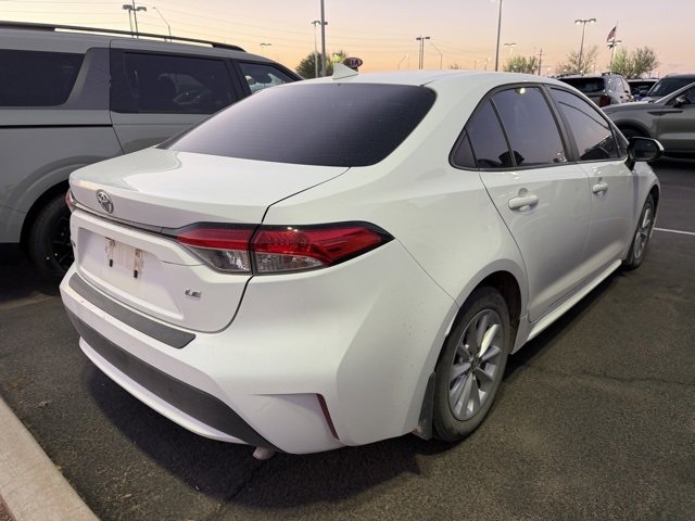 2021 Toyota Corolla LE Premium photo 4
