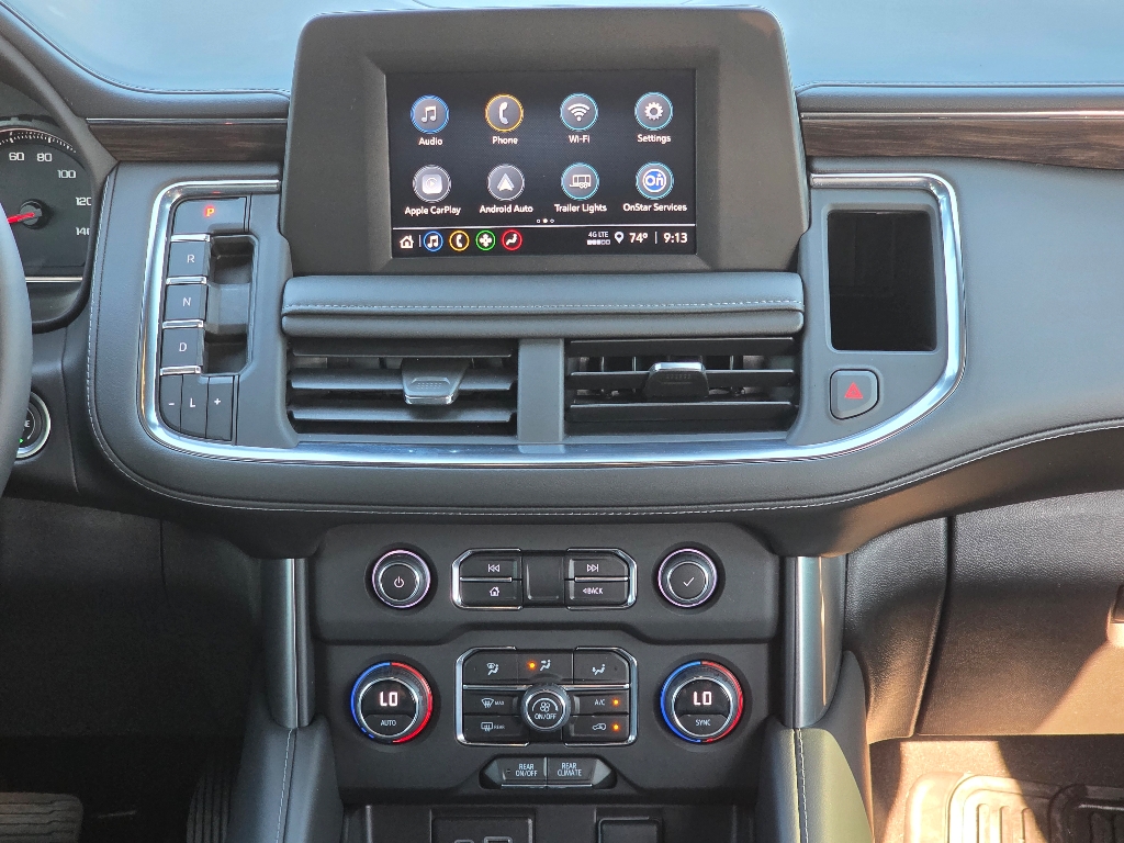 2023 Chevrolet Tahoe LS photo 3