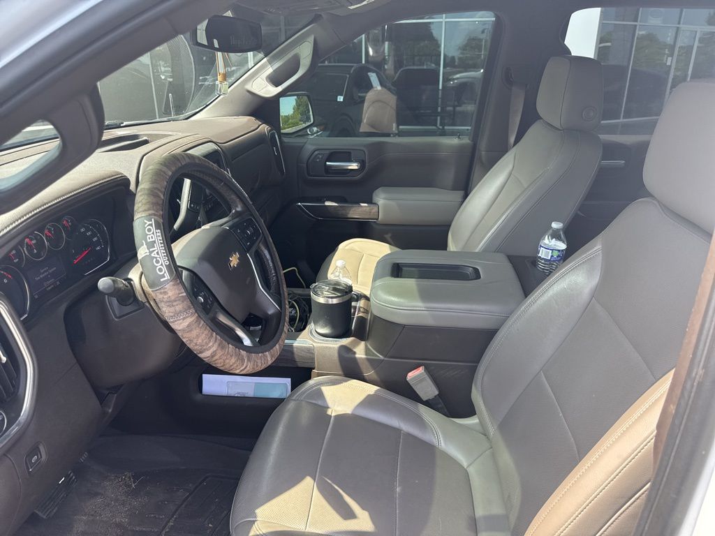 2019 Chevrolet Silverado 1500 LTZ photo 4