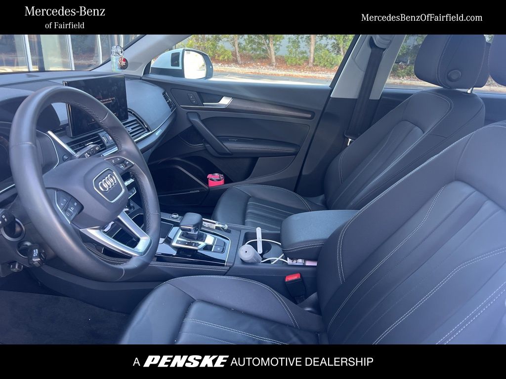 2024 Audi Q5 Premium Plus's photo